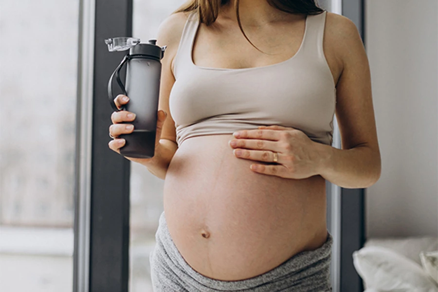 Können schwangere Frauen Energy Drinks trinken? 3 Risiken
