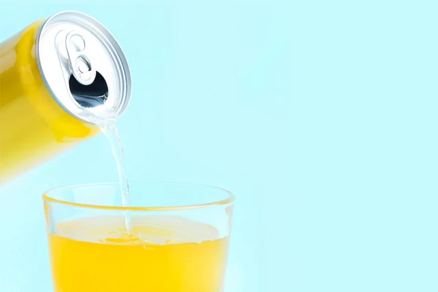 Boissons énergisantes : 3 risques pour les femmes enceintes