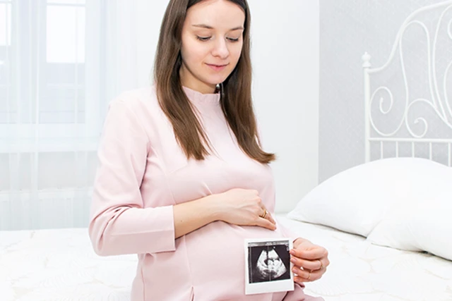 Pierwszy trymestr ciąży: Ważne uwagi i wskazówki dotyczące z