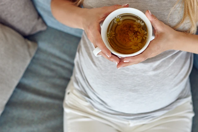 Femmes enceintes peuvent-elles boire du thé à la camomille ?