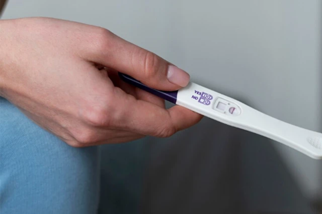 Signes de fausse grossesse : 5 causes et symptômes