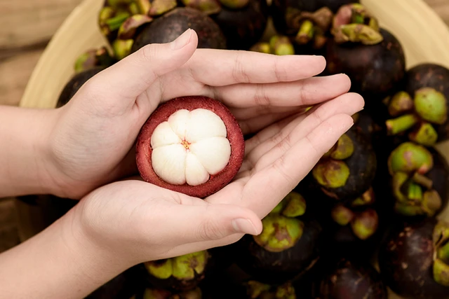 Czy kobiety w ciąży mogą jeść mangostan? 5 ważnych korzyści,
