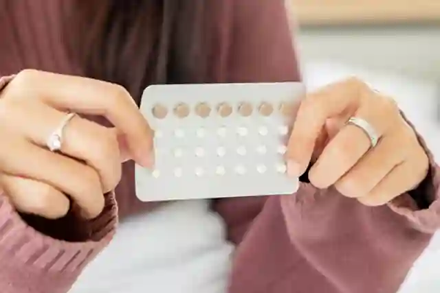 Can I Take Birth Control Pills Every Day? 4 Benefits
