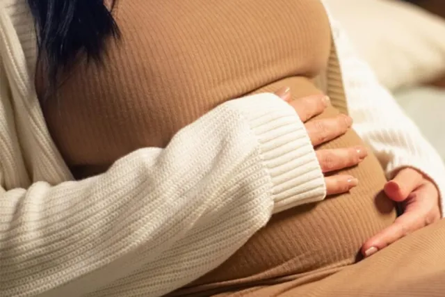 What Are The Signs Of Labor? 14 Signs To Know