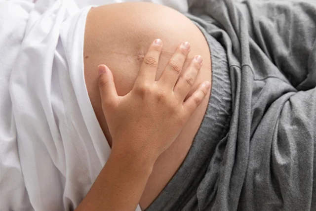 Ectopic Pregnancy: 5 Causes, Symptoms