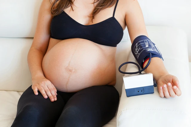 Hypoglycemia During Pregnancy: 5 Causes