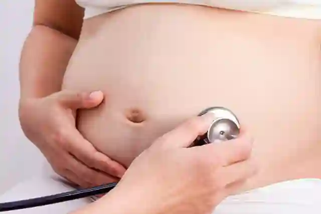 Wann kann man das Herz des Fötus hören? 5 Freuden der Mutter