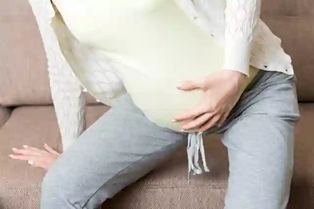 Ra Dịch Nâu Khi Mang Thai 5 Tuần