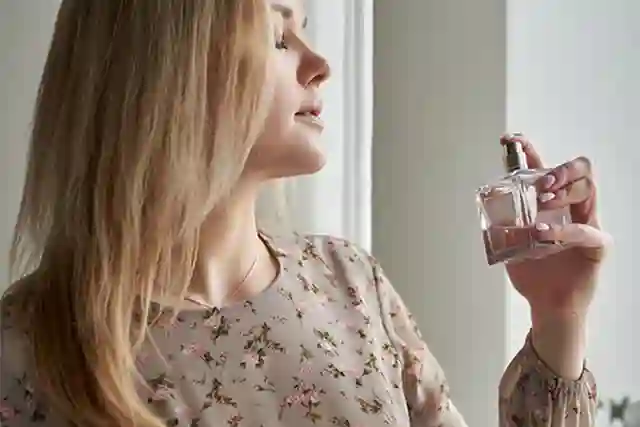 Perfumy dla kobiet w ciąży: 4 sposoby na noszenie perfum