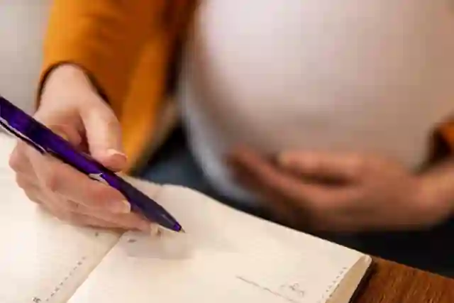 Psikologi Wanita Hamil Dalam 3 Bulan Pertama: Perkara Yang P