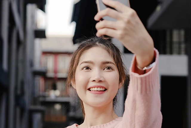 Napakaganda sa totoong buhay ngunit hindi photogenic? Napakaganda sa totoong buhay ngunit hindi photogenic?