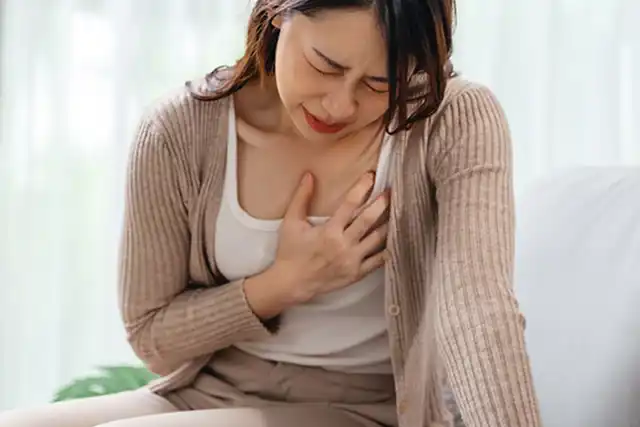 Mamelons douloureux pendant la grossesse : 6 causes et soins
