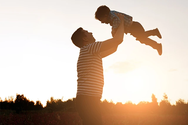 I bambini belli hanno spesso genitori belli, giusto?