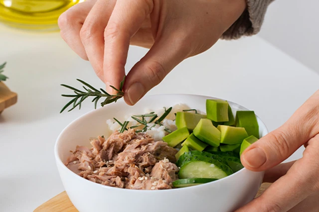 As mulheres grávidas podem comer atum? 3 recomendações