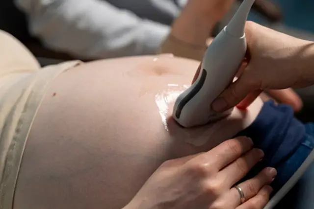 Mães grávidas notam sinais de aborto na 1 primeira semana