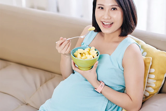 Maaari bang kumain ng peras ang mga buntis? 17 Mga Epekto